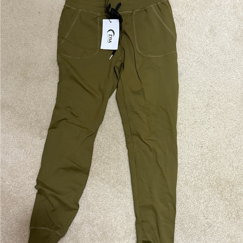 Zyia Active Olive Joggers XS